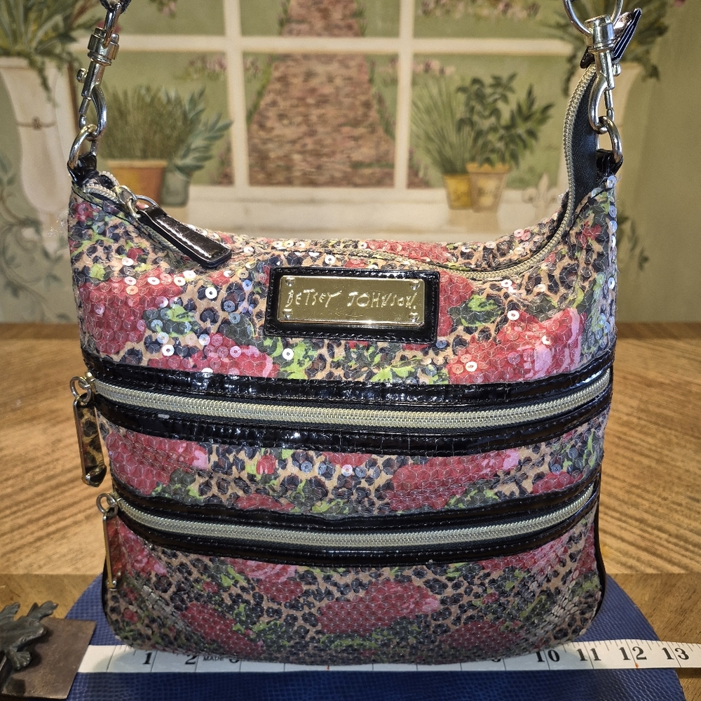 Betsey Johnson Crossbody Roses With Sequins. 11"×11" 26"drop.
